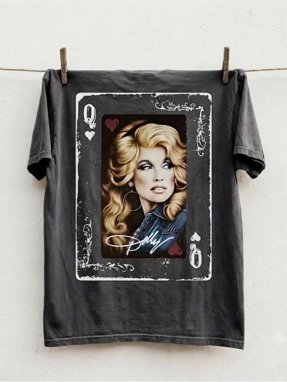Comfort Colors Pepper Dolly Parton Rip To The Queen Legend T-shirt